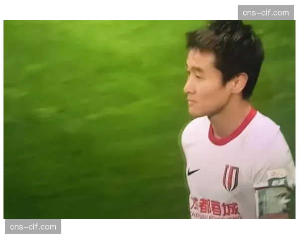 韦世豪直面旧主，成都蓉城左路边锋之争成为比赛胜负手